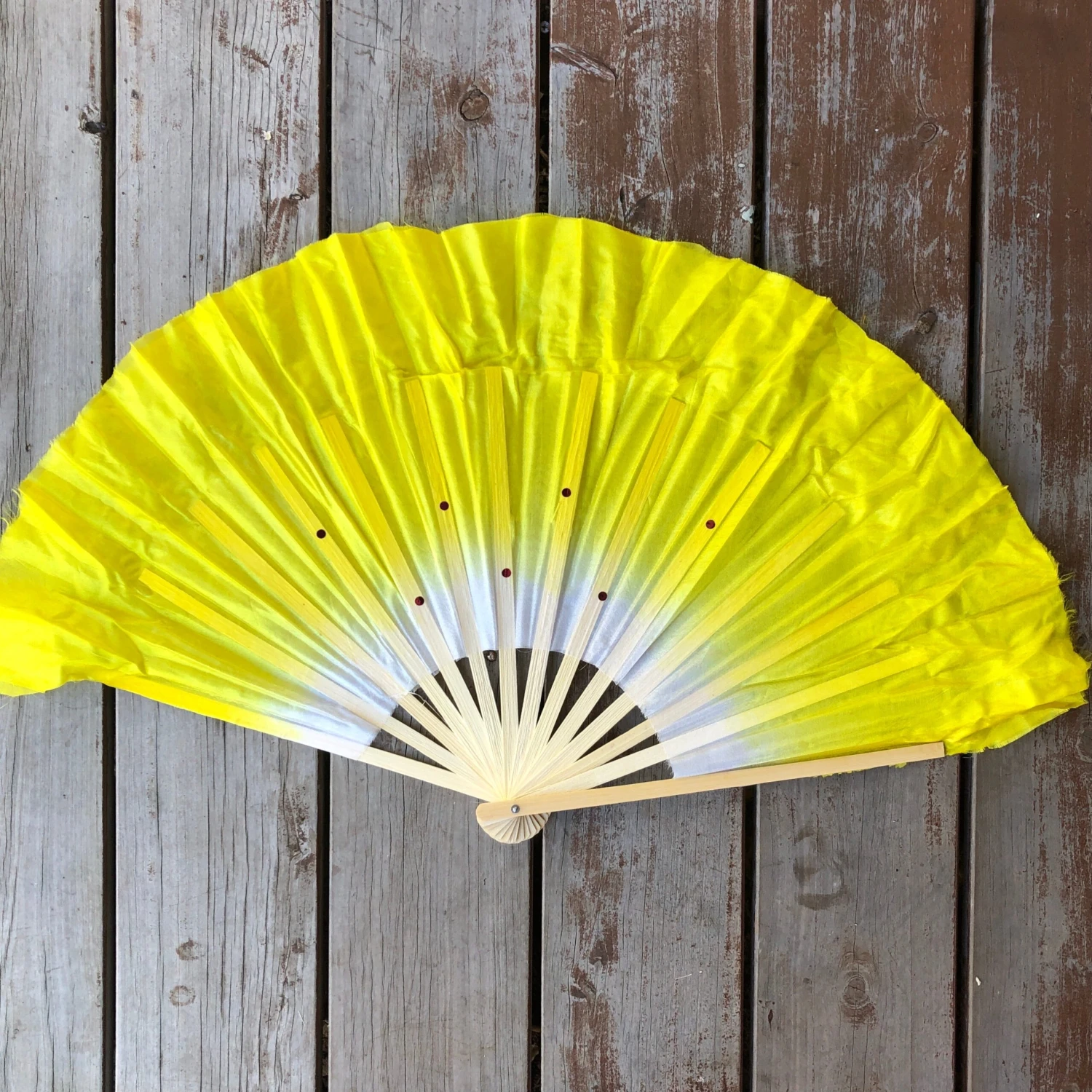 Chinese Fan Dance - Silk Hand Fan 5 Chinese Fan Dance - Silk Hand Fan - Image 5