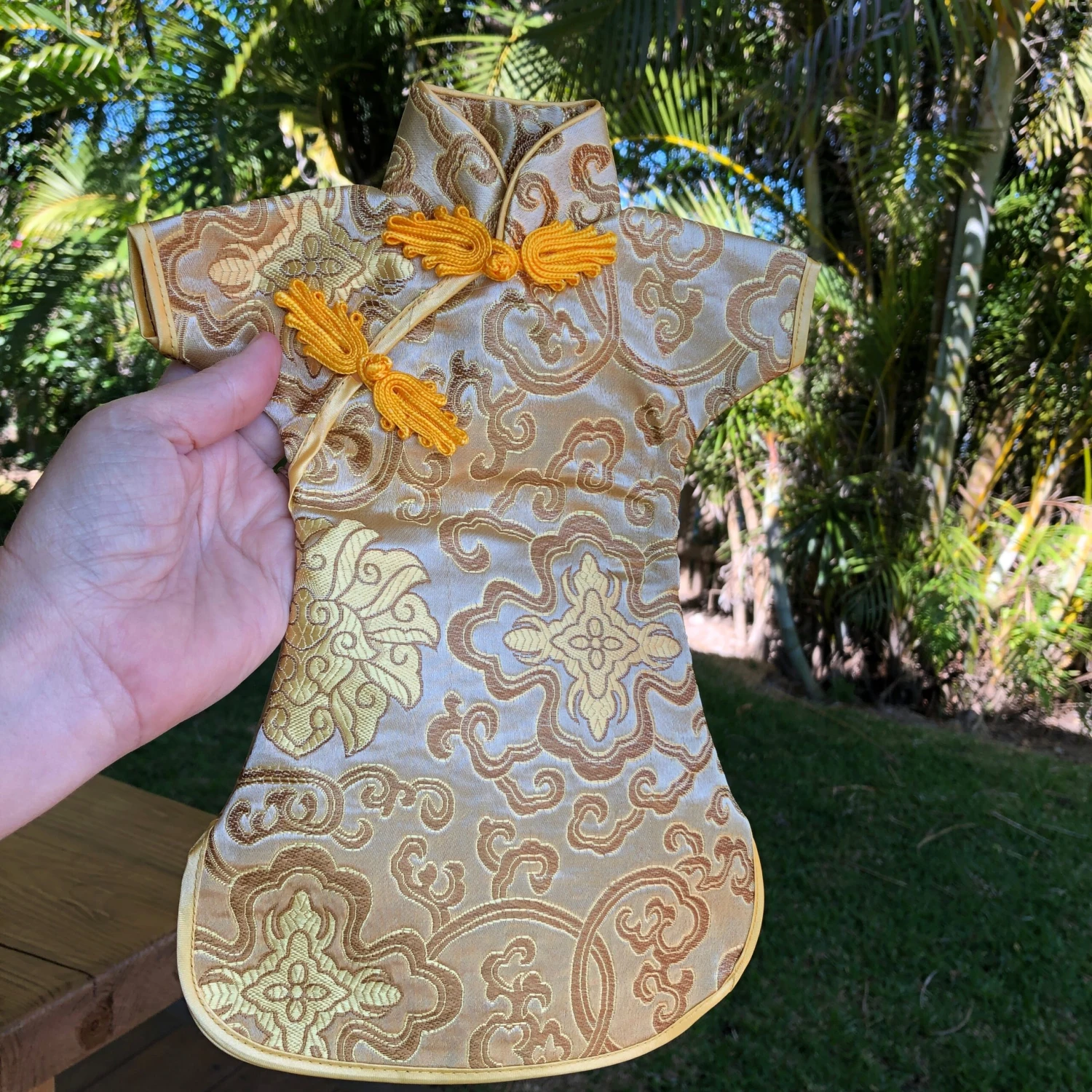 Wine Bottle Cover - Chinese Silk Cheongsam Dress 5 Wine Bottle Cover - Chinese Silk Cheongsam Dress - Image 5