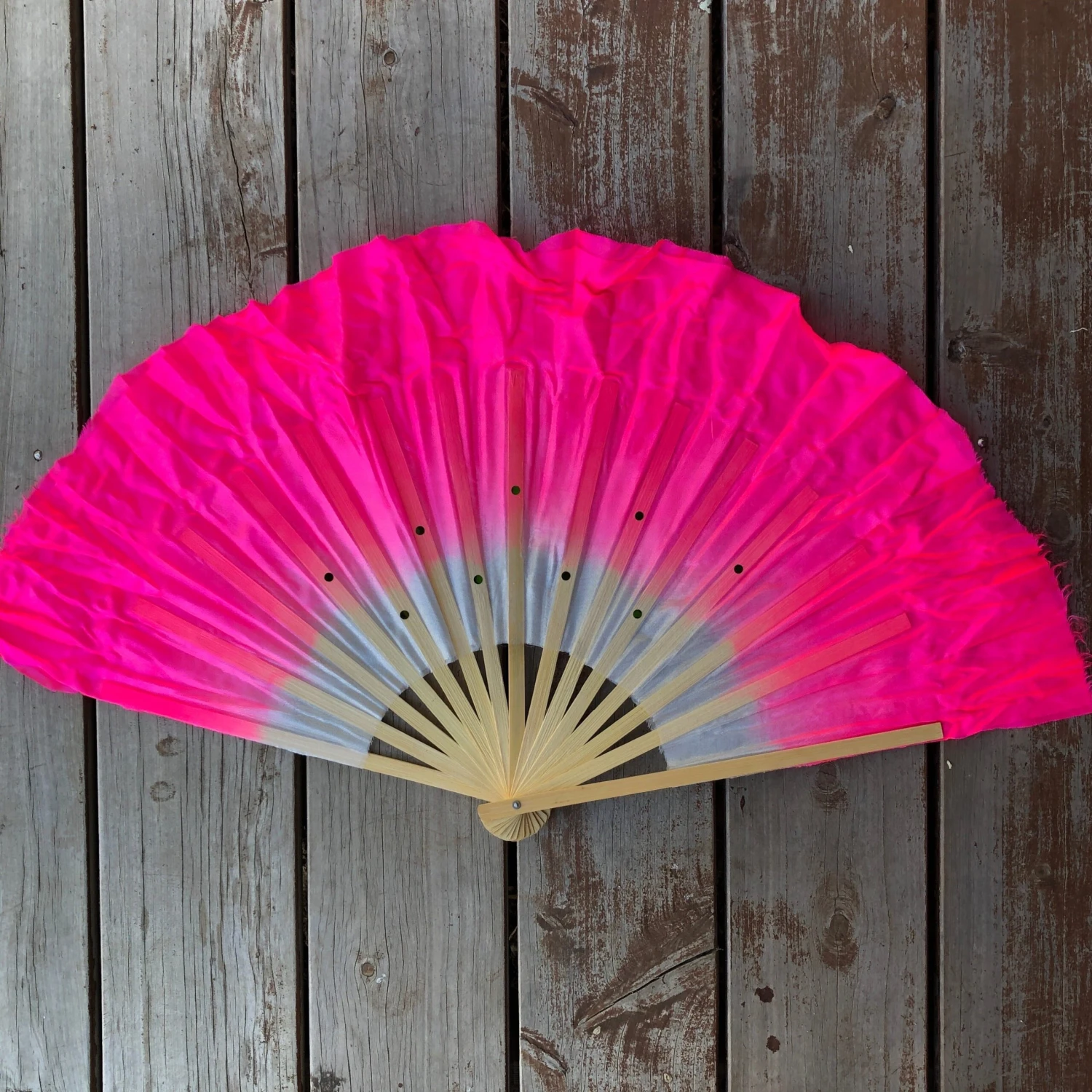 Chinese Fan Dance - Silk Hand Fan 6 Chinese Fan Dance - Silk Hand Fan - Image 6