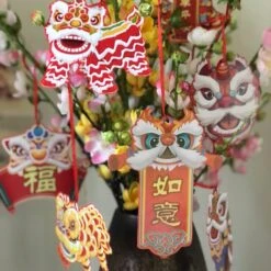 DIY Kit - Chinese Lion Hanging Decorations (12 Cards And Ribbon) -Lantern Shop image be6028cf 8aed 42d4 a294 ece183139795